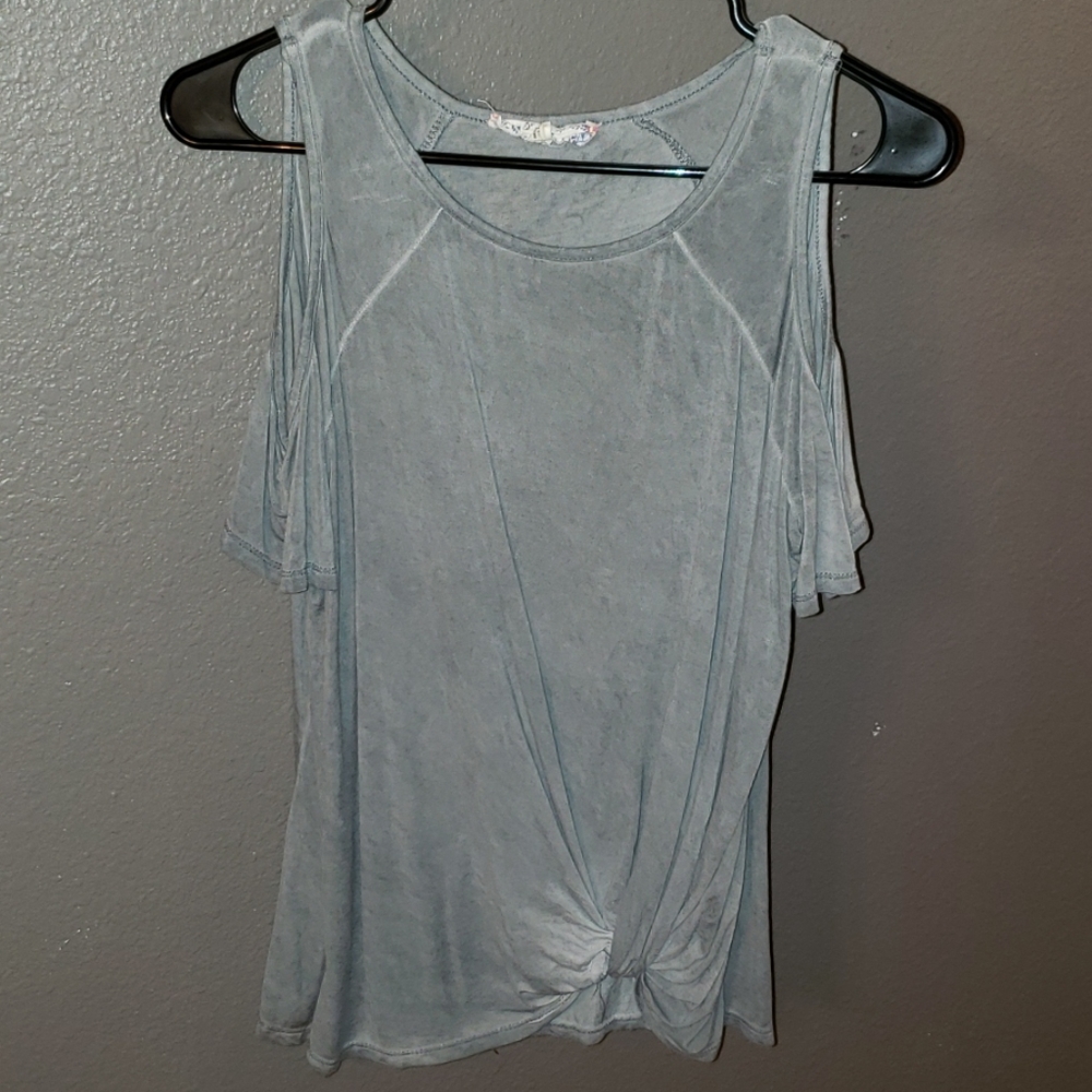 Cold shoulder vintage grey knot shirt
